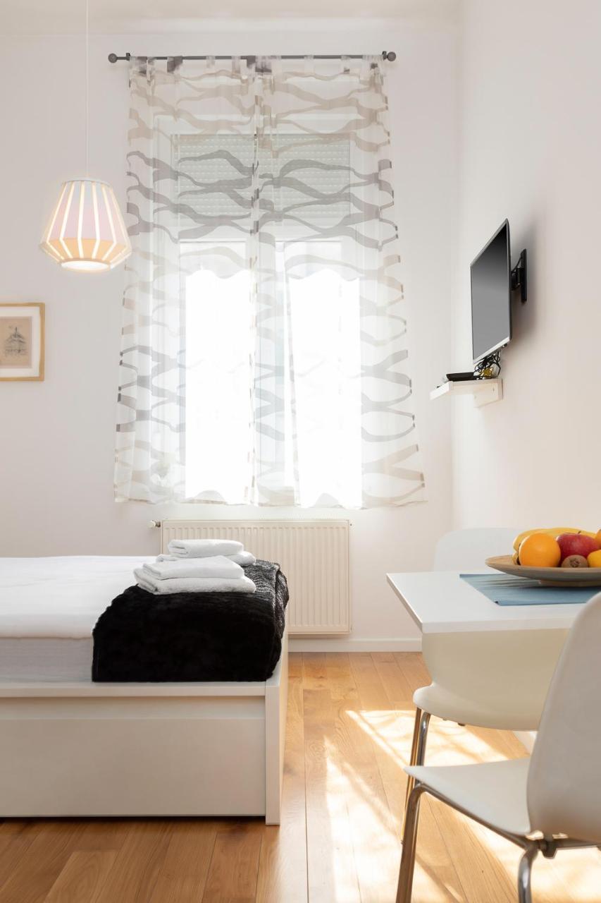 Modern Studio Near Park Zrinjevac And Main Square Záhřeb Exteriér fotografie
